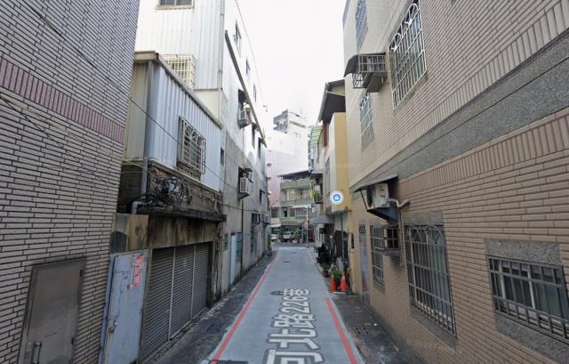 高雄苓雅透天法拍-5