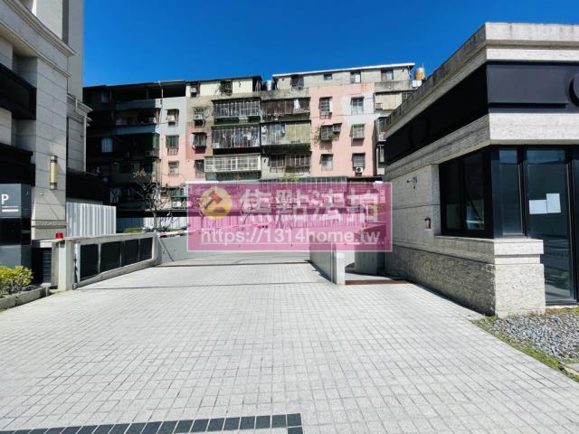 板橋大樓法拍-7