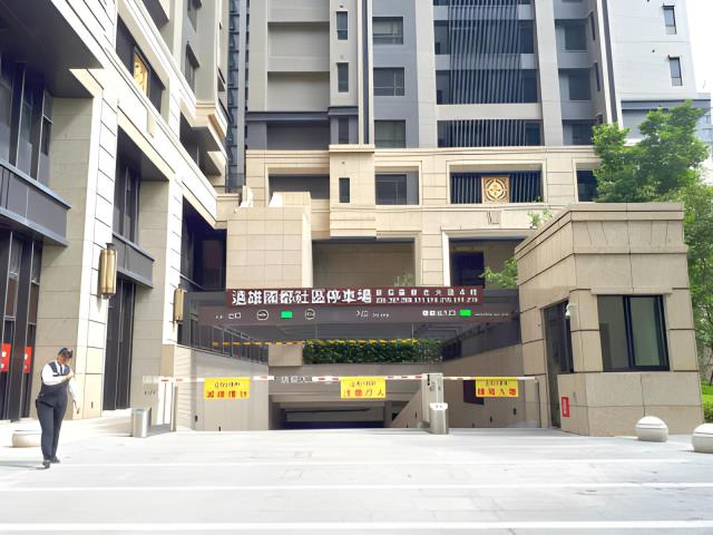 新北新莊法拍大樓-3