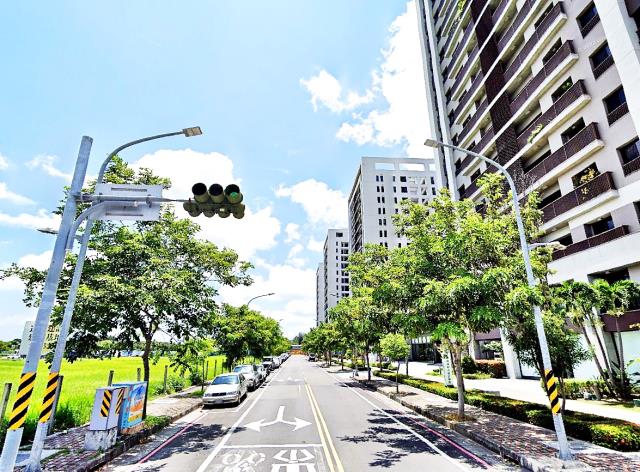 台南東區大樓法拍-5