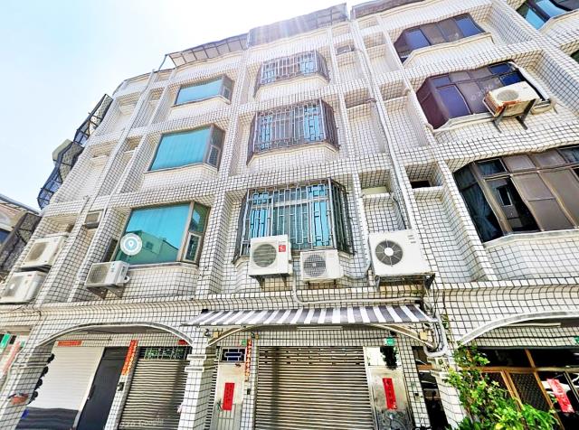 安平區健康二街透天