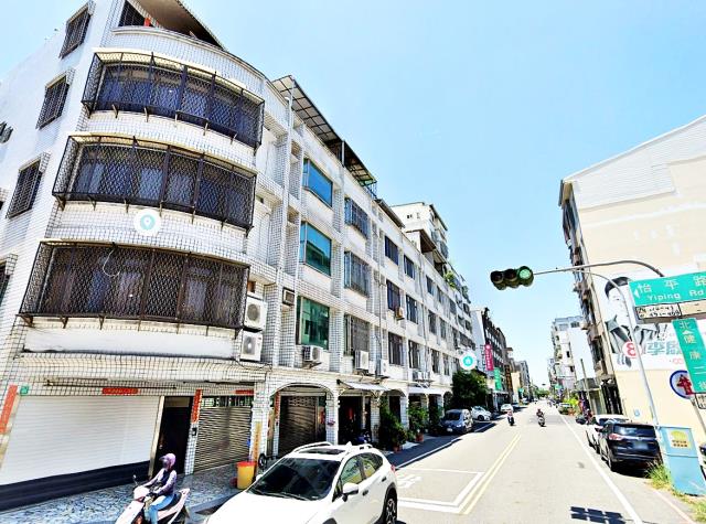 安平區健康二街透天