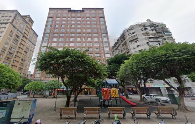 新北汐止大樓法拍-1