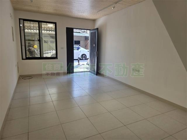 高雄苓雅透天-3