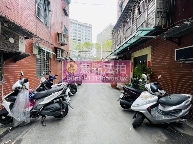 新北新莊法拍公寓-11