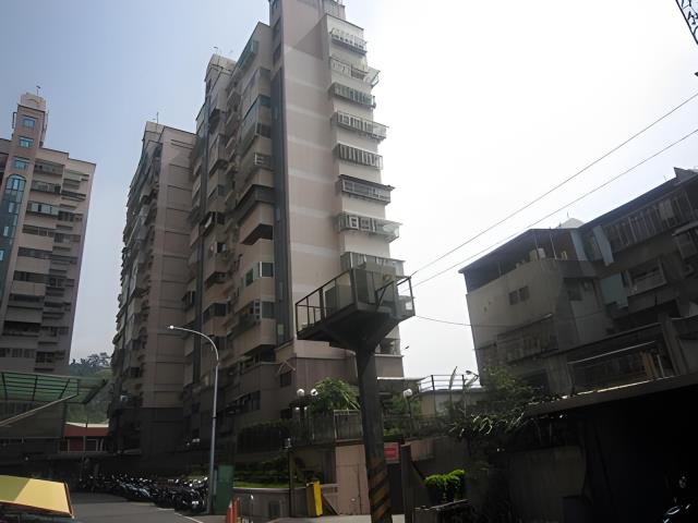 新北大樓法拍-3