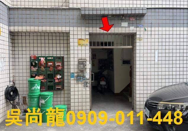 屏東拍賣華廈-4