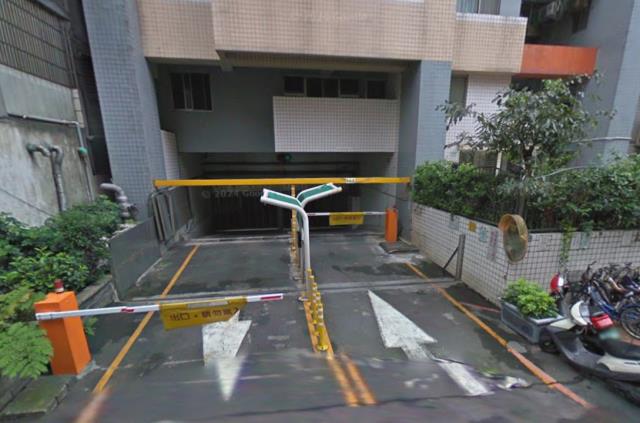 新北板橋大樓拍賣-7