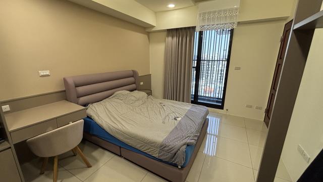 高雄新興區大樓-4