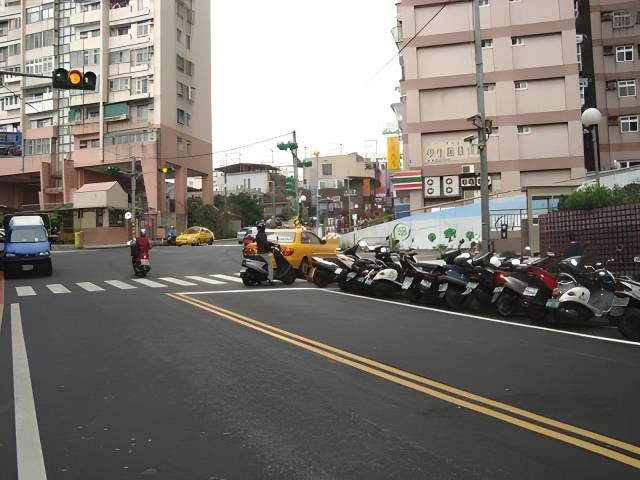 基隆中正區拍賣大樓-7