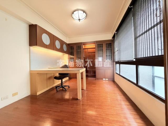 台南安平店面-5