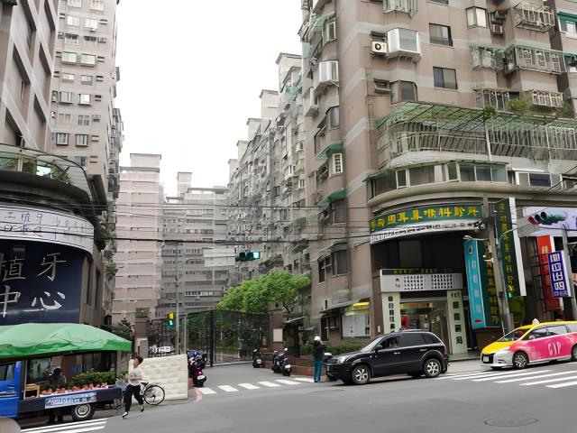 新北土城法拍大樓-5