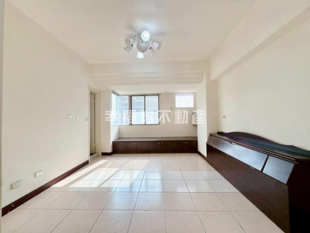 台南東區大樓-11