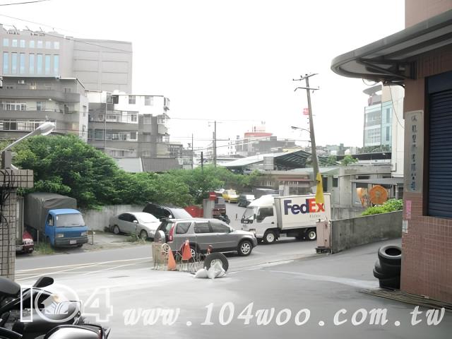 新北中和公寓法拍-11