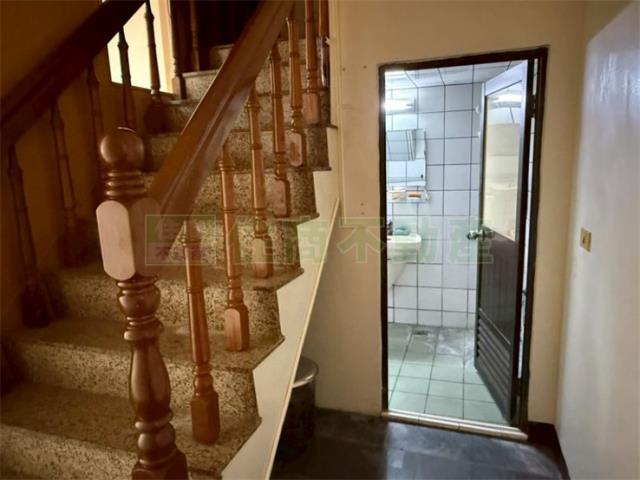 高雄前鎮透天-4