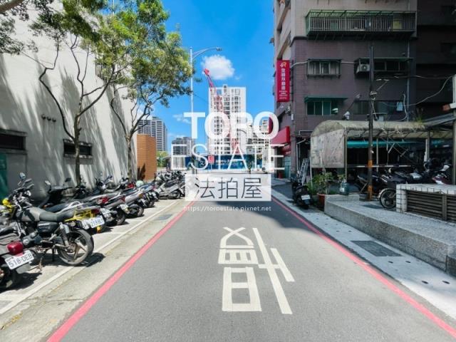 新北新莊大樓法拍-6