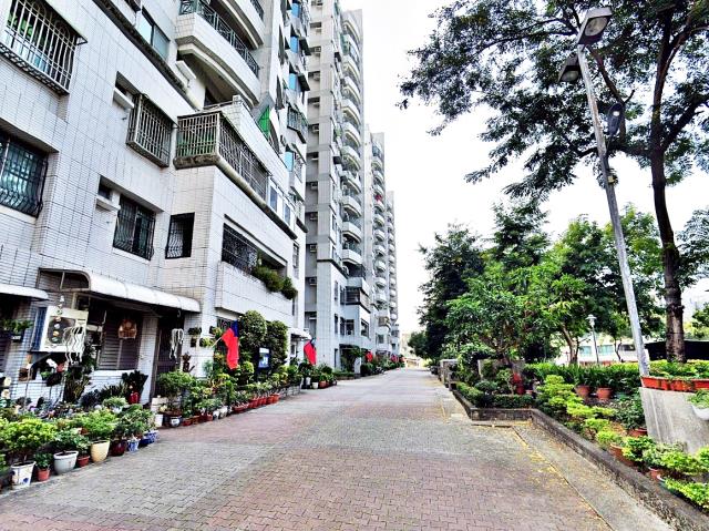 北區大樓法拍-6