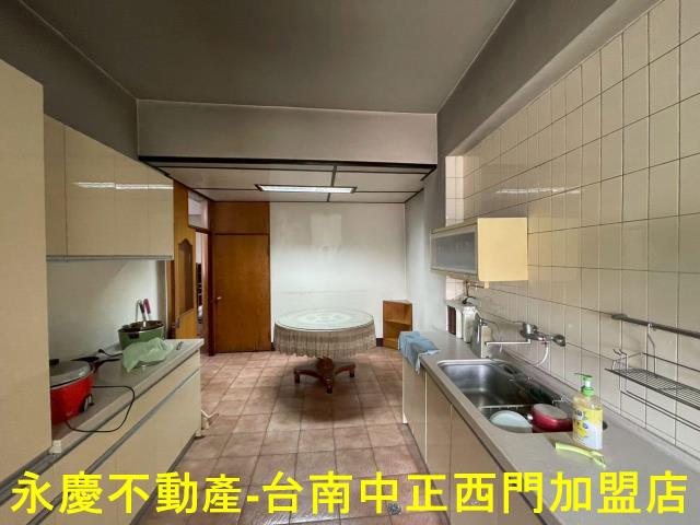 台南中西區華廈-11