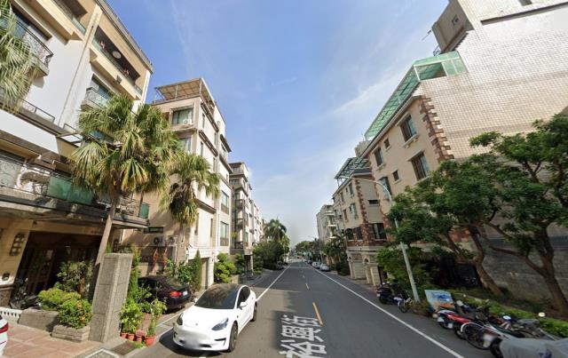 東區法拍透天-6