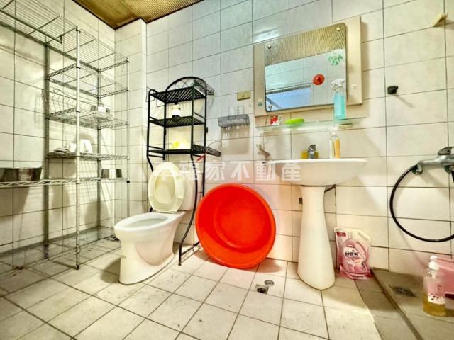 台南北區店面-8