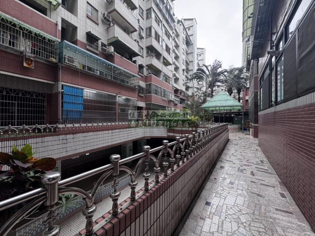 嘉義東區華廈-11