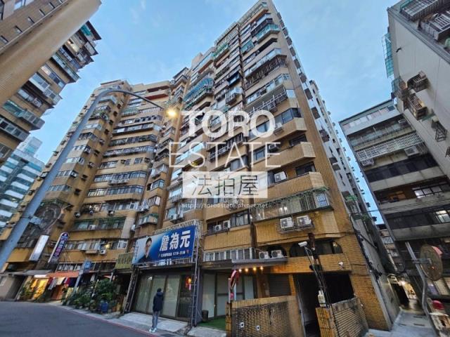 台北信義區法拍大樓-5