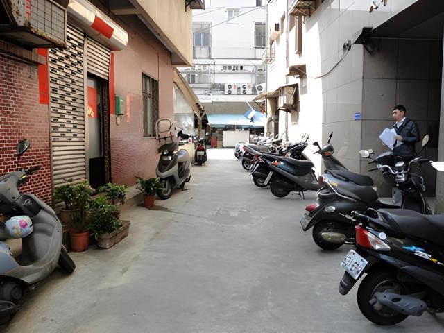 基隆中正區拍賣大樓-5