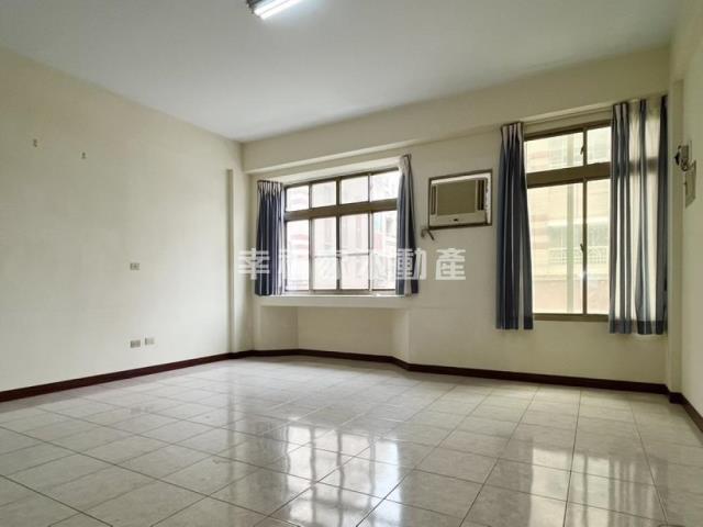 台南安平店面-8