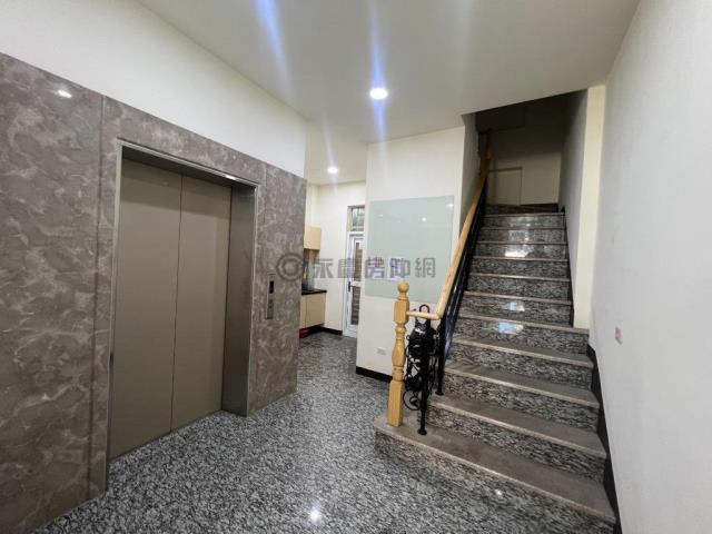 高雄苓雅透天-6