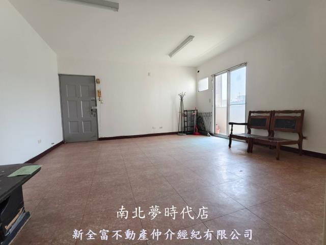 台南南區公寓-1