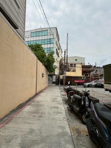 鳳山拍賣透天-8