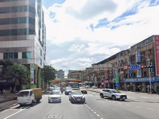 新北板橋大樓法拍-6