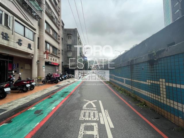 新北大樓法拍-8