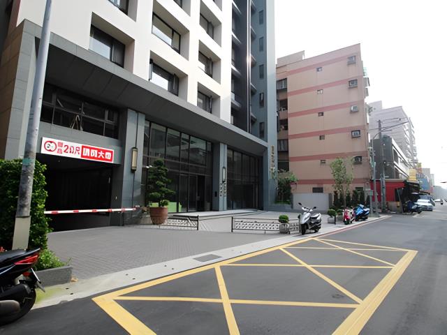 桃園區大樓拍賣-3