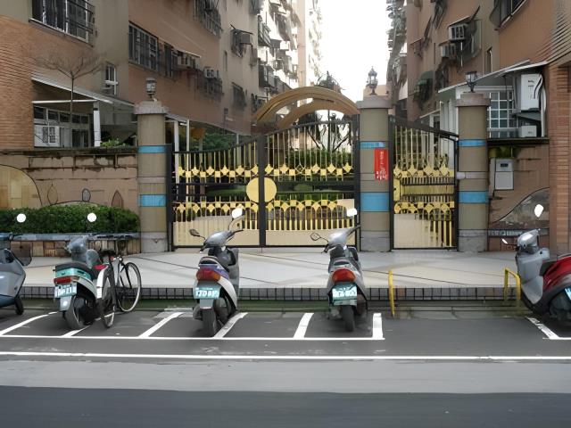 桃園桃園區法拍大樓-2