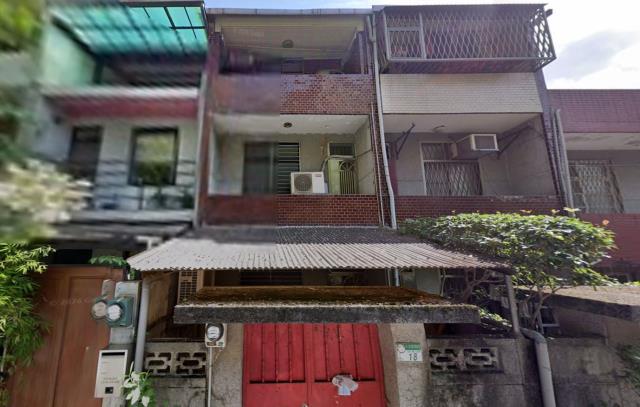 台北文山區透天法拍-1