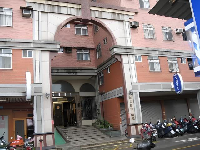 桃園平鎮法拍大樓-2