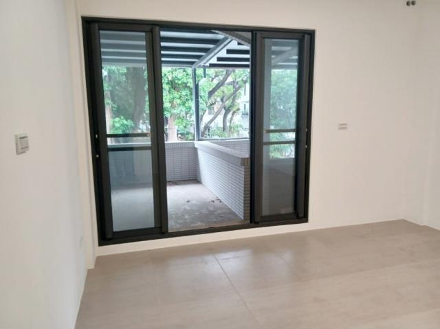 台南南區透天-12