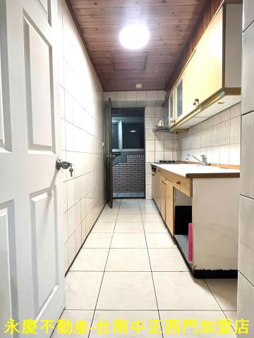 台南東區大樓-13