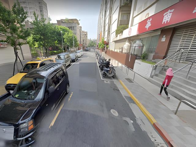 台北萬華法拍大樓-3