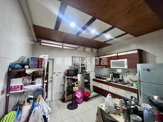 台南南區店面-11