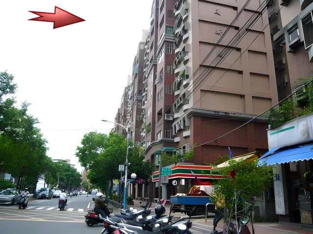 新北板橋大樓法拍-2