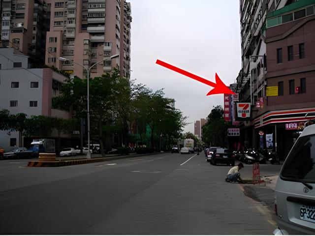 台中北屯法拍大樓-3