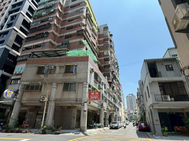 三民區法拍大樓-7