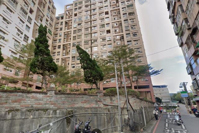 淡水法拍大樓-2