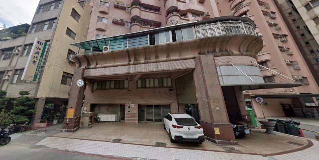 高雄三民區法拍大樓-9