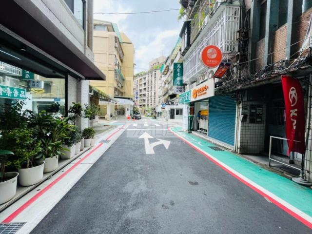 台北華廈法拍-8