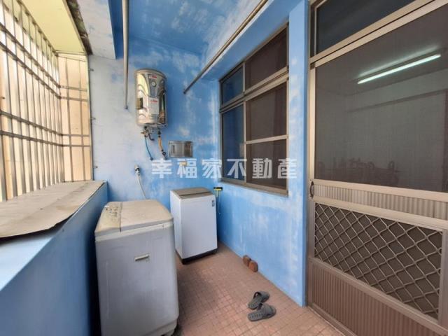 新營店面-14