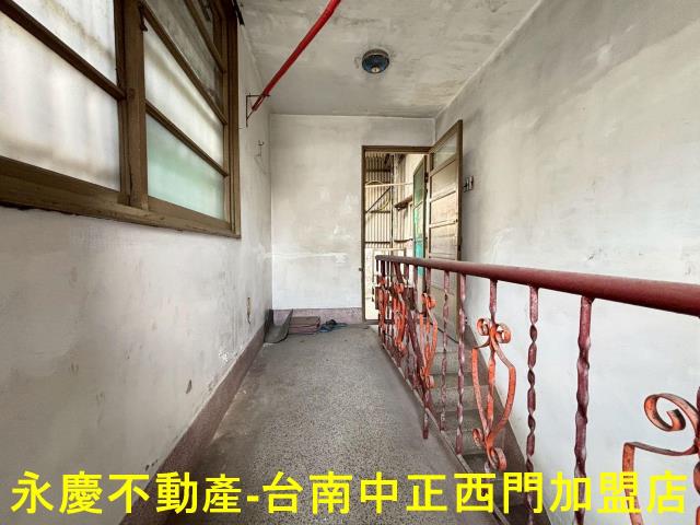 東區透天-8
