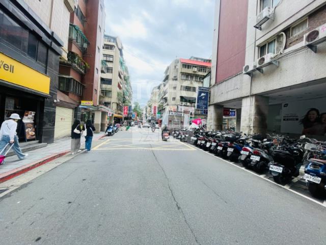 台北松山大樓拍賣-7